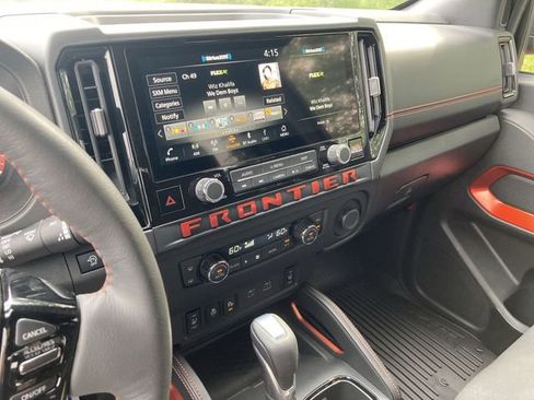Used 2025 Nissan Frontier PRO-4X w/ Pro Convenience Package image 22