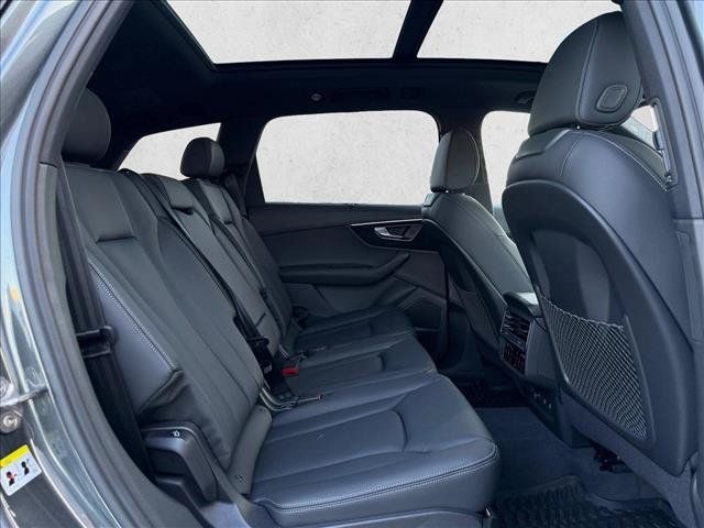 Used 2026 Audi Q7 Premium Plus AWD/4WD image 23