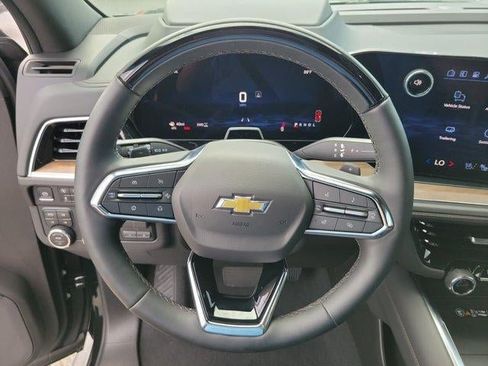 Used 2026 Chevrolet Tahoe High Country AWD/4WD image 27