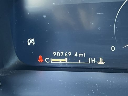 Used 2022 Lincoln Nautilus Reserve w/ Monochromatic Package image 18