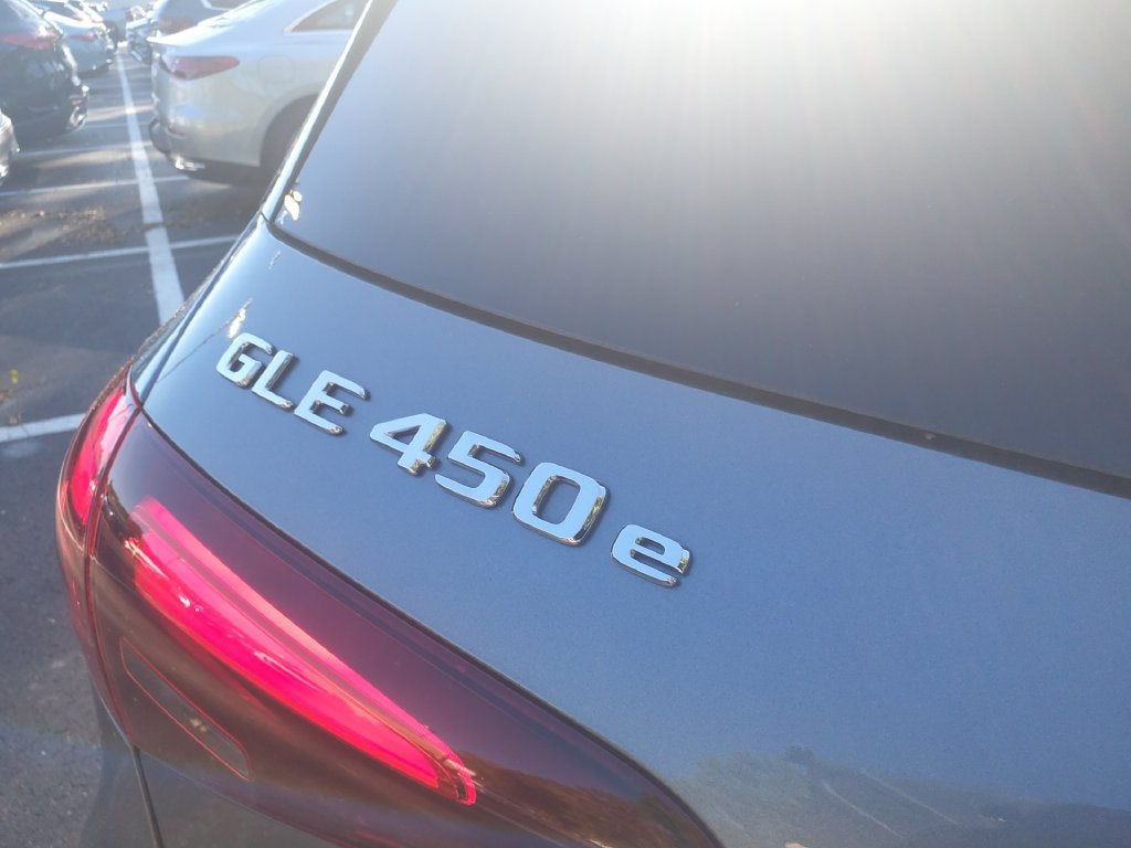 Certified 2025 Mercedes-Benz GLE 450e 4MATIC image 15