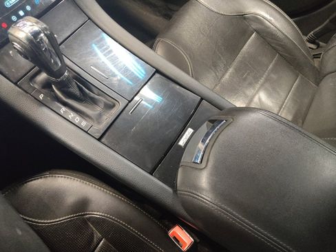 Used 2019 Ford Taurus Limited FWD image 26