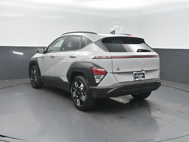 Used 2025 Hyundai Kona SEL FWD image 24