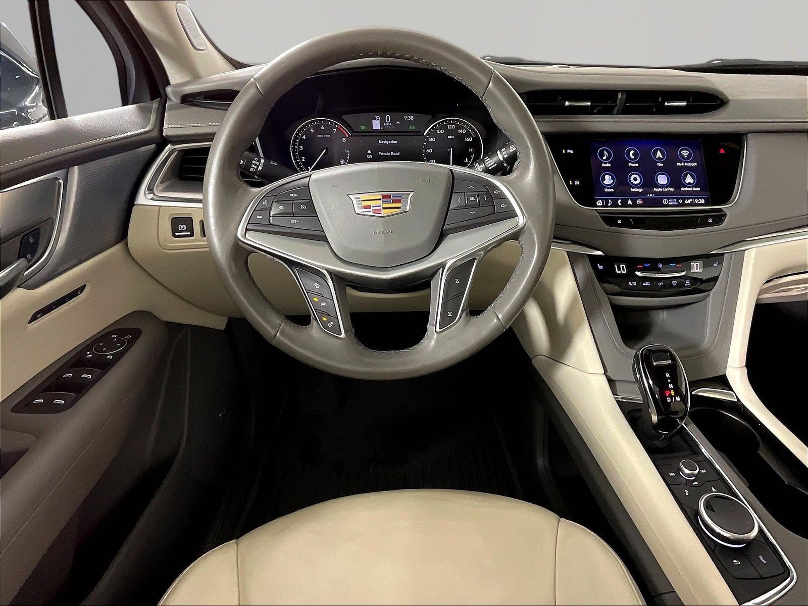Used 2024 Cadillac XT5 Premium Luxury w/ LPO, Floor Liner Package AWD/4WD image 8