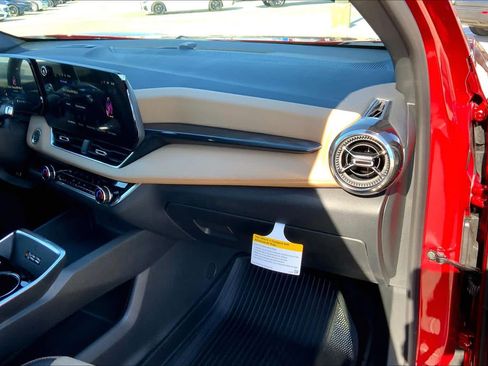 Certified 2026 Chevrolet Equinox ACTIV w/ LPO, Floor Liner Package FWD image 34