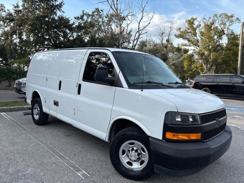 Used 2019 Chevrolet Express 2500 w/ Driver Convenience Package image 5