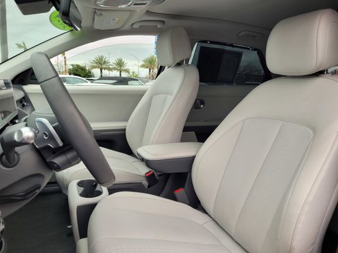 Used 2024 Hyundai Ioniq 5 Limited image 10
