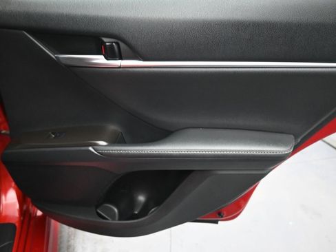 Used 2021 Toyota Camry XSE image 26