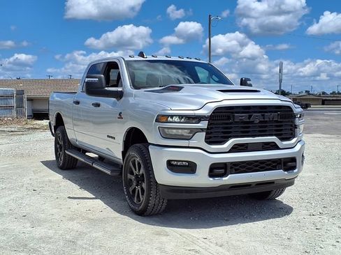 New 2026 RAM 2500 Big Horn AWD/4WD image 24