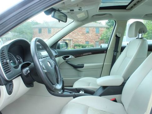 Used 2008 Saab 9-3 2.0T w/ Moonroof Package FWD image 12