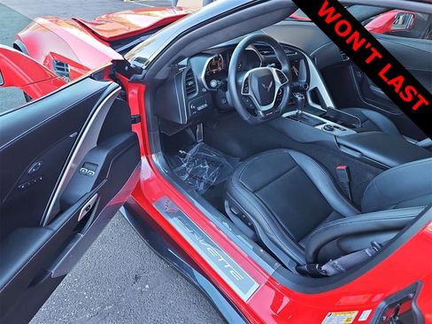 Used 2016 Chevrolet Corvette Z06 w/ 3LZ Preferred Equipment Group image 10