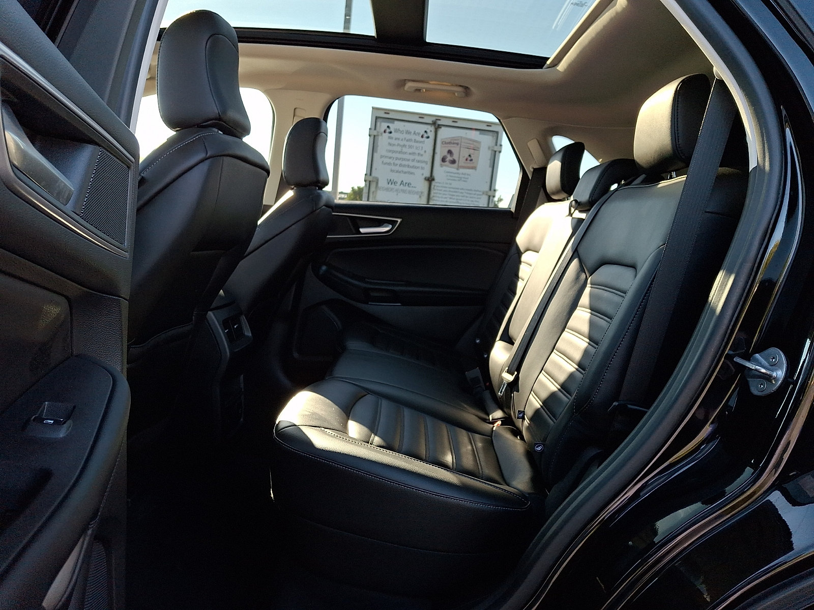 Used 2024 Ford Edge SEL w/ Convenience Package AWD/4WD image 13