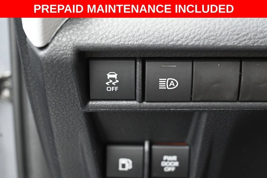 Certified 2026 Toyota Sienna XLE FWD image 14