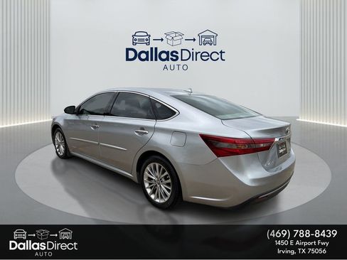 Used 2018 Toyota Avalon Limited image 8