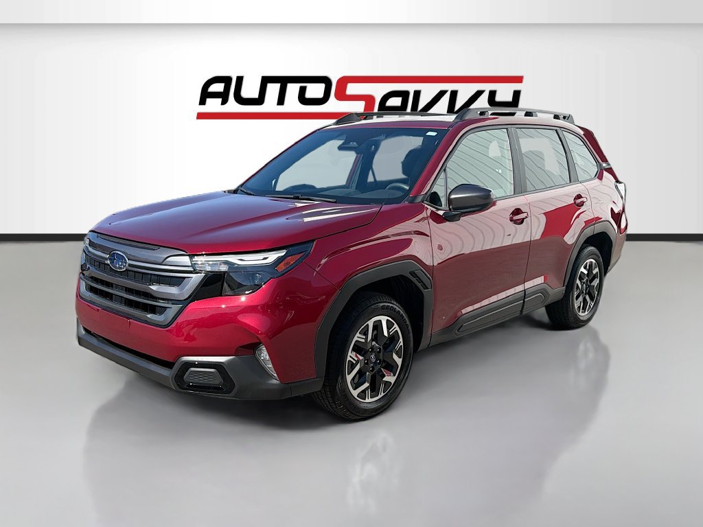 Used 2025 Subaru Forester Premium AWD/4WD image 3