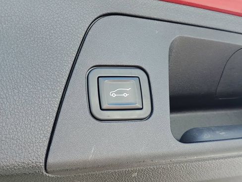 Used 2017 Buick Envision Essence FWD image 8
