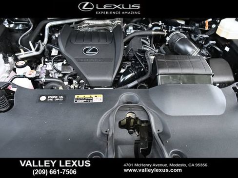 Used 2025 Lexus TX 500h AWD w/ Technology Package image 22