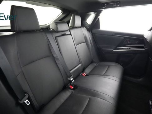 Used 2023 Subaru Solterra AWD image 5