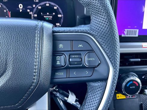Certified 2026 Toyota Tacoma TRD Off-Road w/ TRD Off Road Upgrade Package AWD/4WD image 24