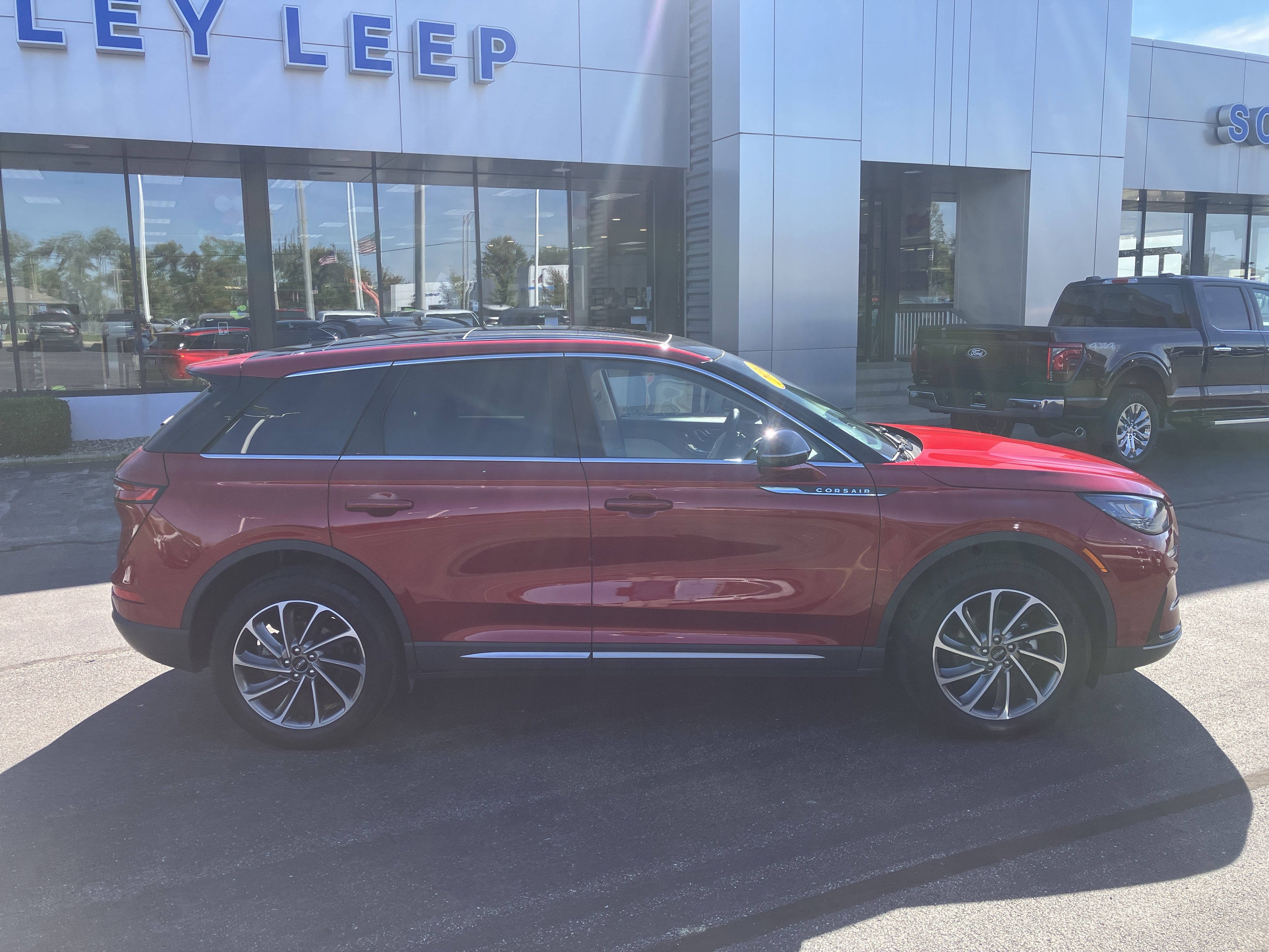 Used 2024 Lincoln Corsair AWD w/ Equipment Group 101A image 13