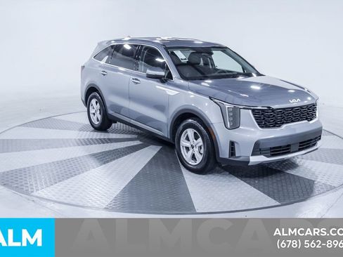 Used 2024 Kia Sorento LX FWD image 20