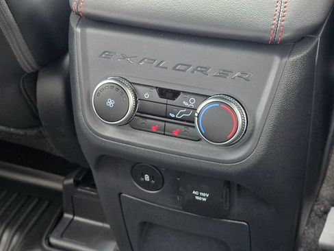 Used 2025 Ford Explorer ST AWD/4WD image 19