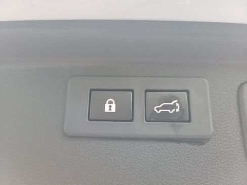 Used 2022 Subaru Forester Touring AWD/4WD image 36
