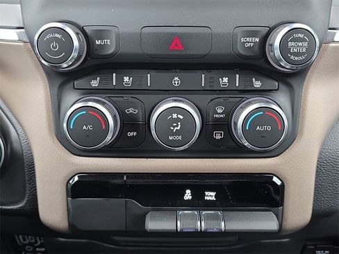 Used 2022 RAM 1500 Laramie image 25