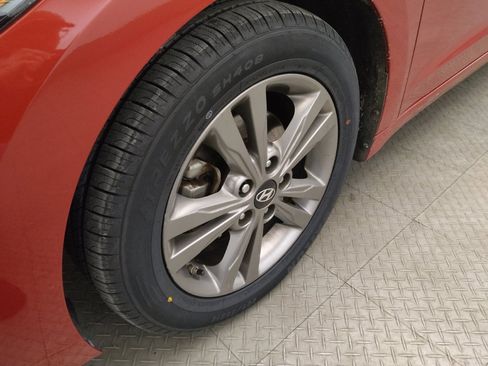 Used 2017 Hyundai Elantra Value Edition FWD image 31