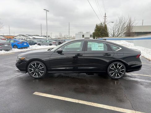 New 2026 Honda Accord Touring image 2