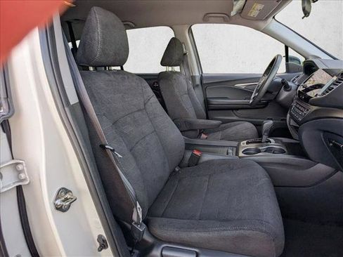 Certified 2019 Honda Pilot EX image 21