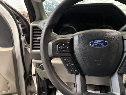 Used 2022 Ford F250 XL w/ Power Equipment Group image 14