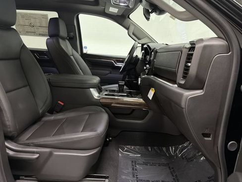 New 2026 GMC Sierra 1500 Elevation w/ Elevation Premium Package AWD/4WD image 19