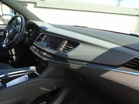 Certified 2022 Buick Enclave Essence w/ Experience Buick Package image 25