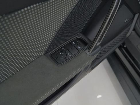 Used 2025 Porsche 911 GT3 RS image 51