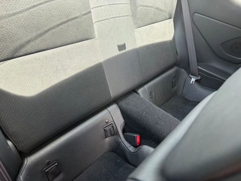 Used 2022 Toyota GR86 Premium RWD image 9