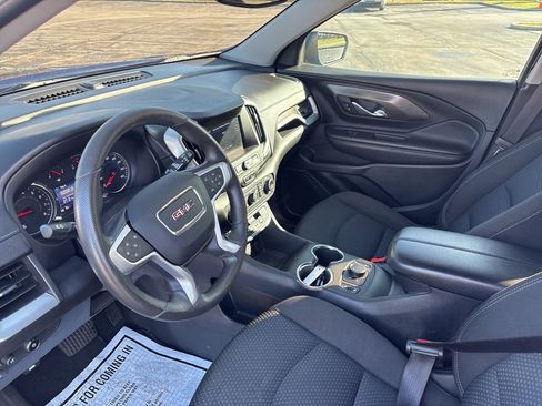 Used 2022 GMC Terrain SLE w/ Driver Convenience Package image 16