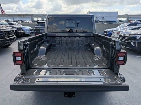 New 2026 Jeep Gladiator Rubicon AWD/4WD image 12