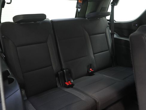 Used 2022 GMC Yukon SLE w/ Gmc Pro Safety Plus Package AWD/4WD image 14