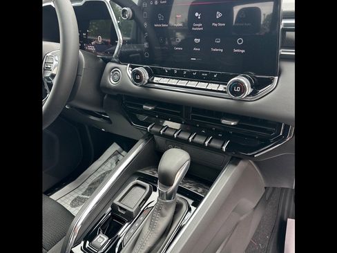 New 2025 GMC Canyon Elevation w/ Convenience Package image 13