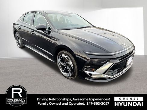 New 2026 Hyundai Sonata SEL FWD image 2