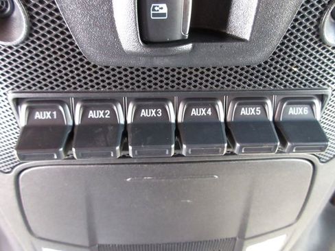 Used 2019 Ford F150 Raptor w/ Equipment Group 802A Luxury AWD/4WD image 22