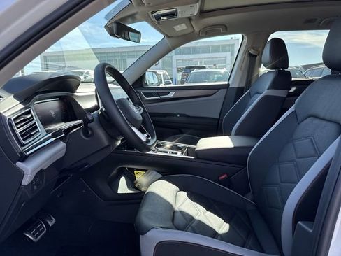 New 2026 Volkswagen Atlas Peak Edition AWD/4WD image 12
