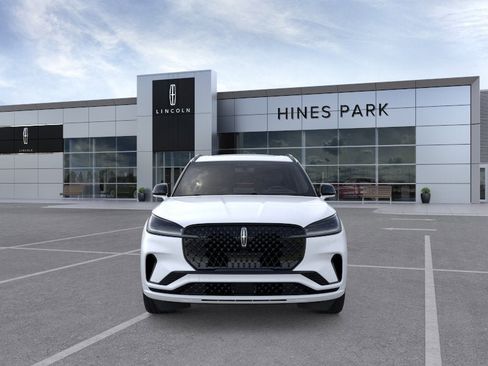New 2026 Lincoln Aviator AWD image 6