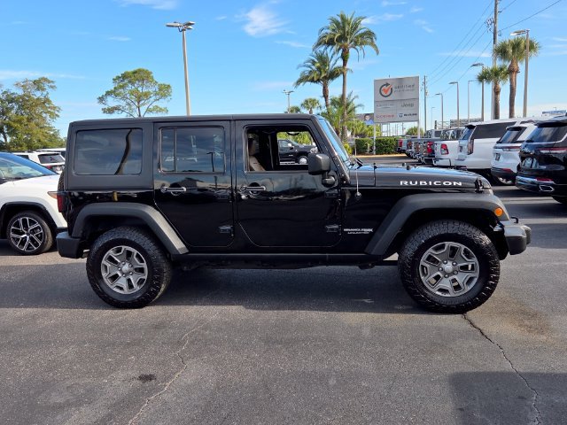 Certified 2018 Jeep Wrangler Unlimited Rubicon w/ Connectivity Group AWD/4WD image 8