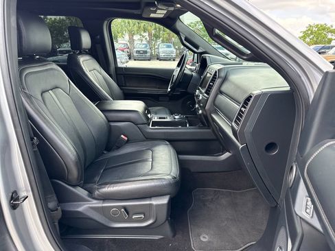 Used 2020 Ford Expedition Max Limited w/ Equipment Group 301A RWD image 28