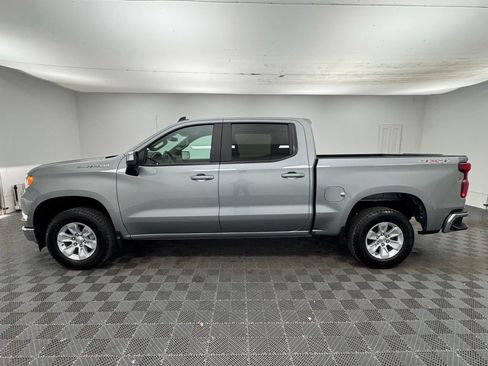 Used 2025 Chevrolet Silverado 1500 LT image 11