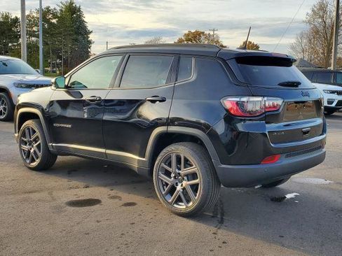 New 2026 Jeep Compass Limited image 4