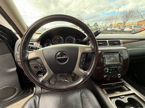 Used 2011 GMC Yukon Denali image 13