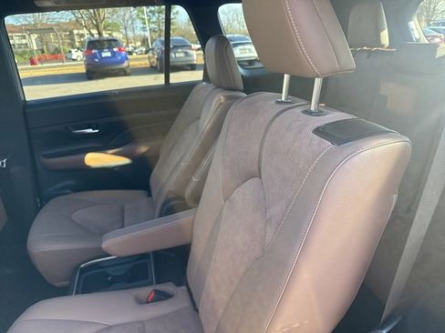 Used 2026 Toyota Grand Highlander AWD Hybrid image 23